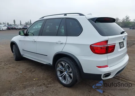 2012 BMW X5 xDrive50I z USA, uszkodzony, nr VIN 5UXZV8C58CL425093